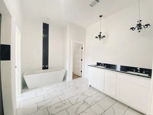 Grasshopper Roofing Logo