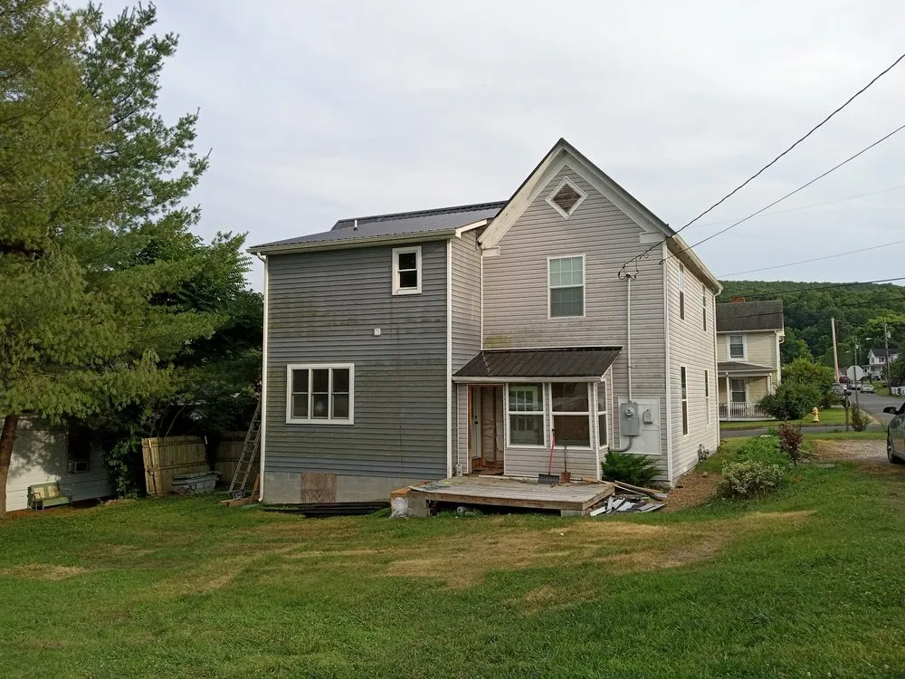 Slide of Gray Home Improvement