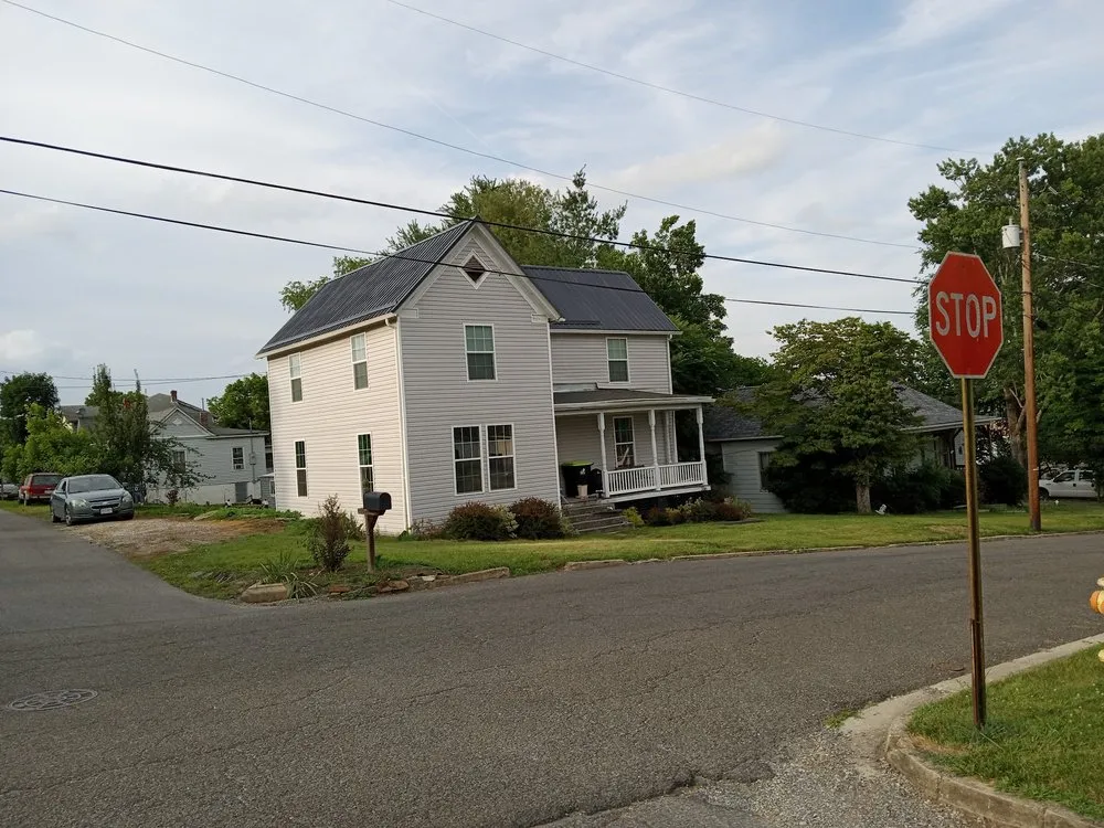 Slide of Gray Home Improvement