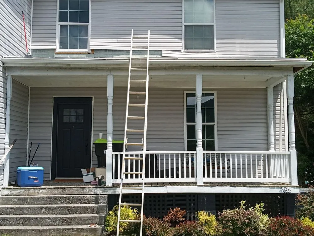 Slide of Gray Home Improvement