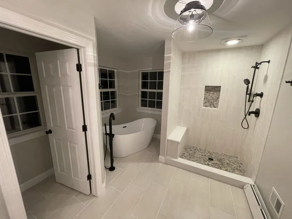 Slide of Graydus Custom Building Solutions