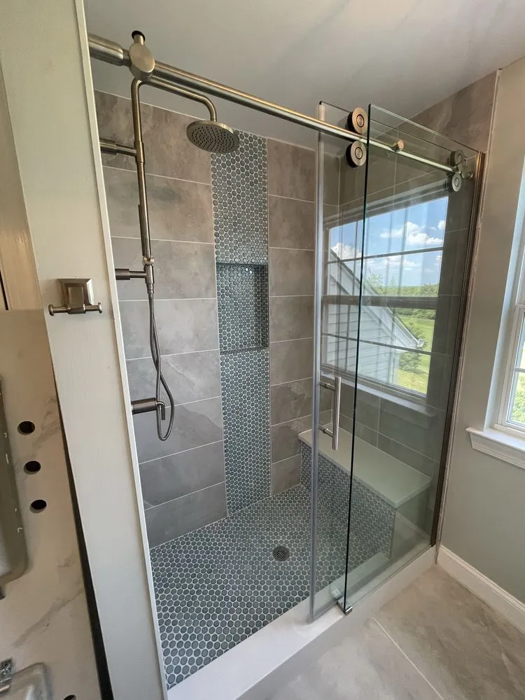 Slide of Graydus Custom Building Solutions