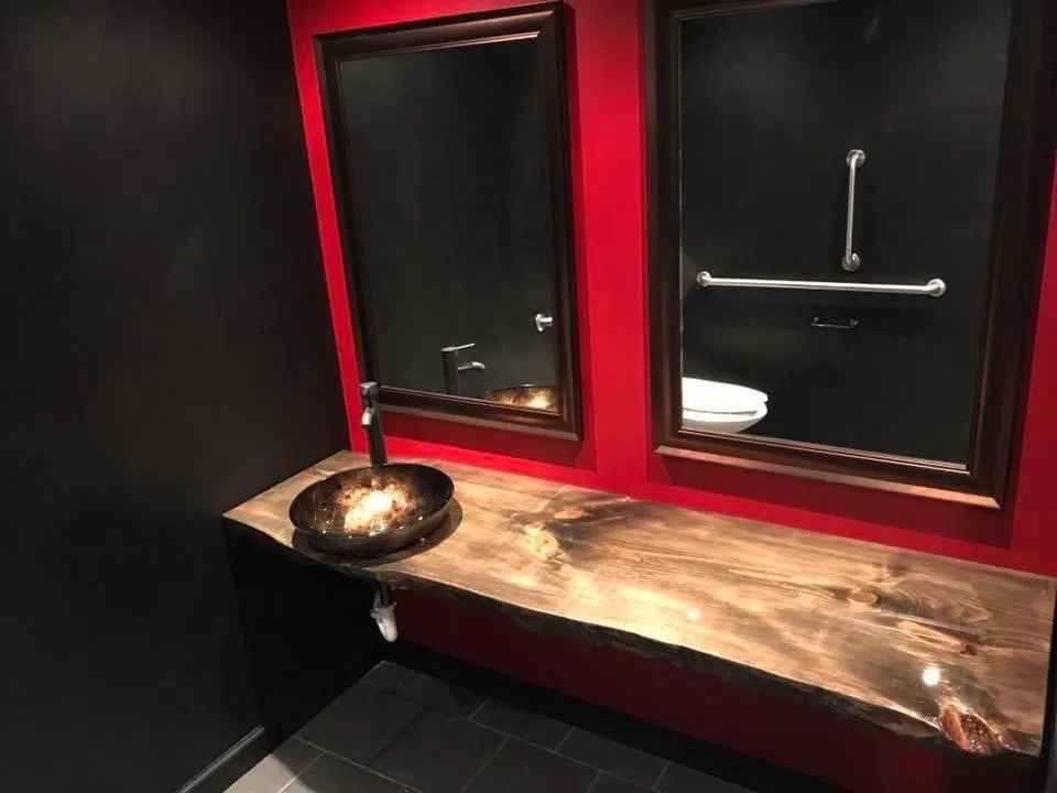 Slide of Graydus Custom Building Solutions