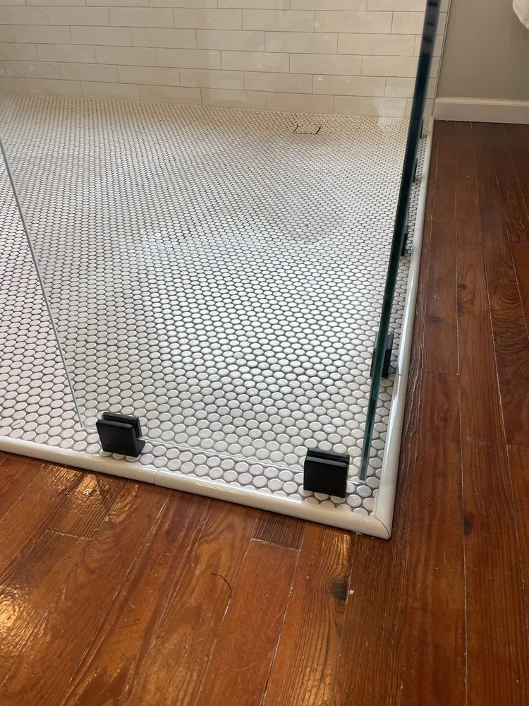 Slide of Graydus Custom Building Solutions