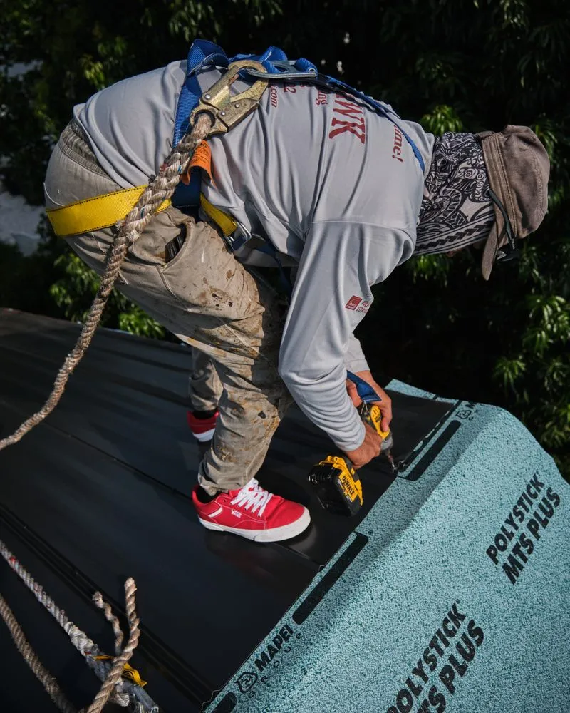 Slide of Grayhawk Roofing Solutions