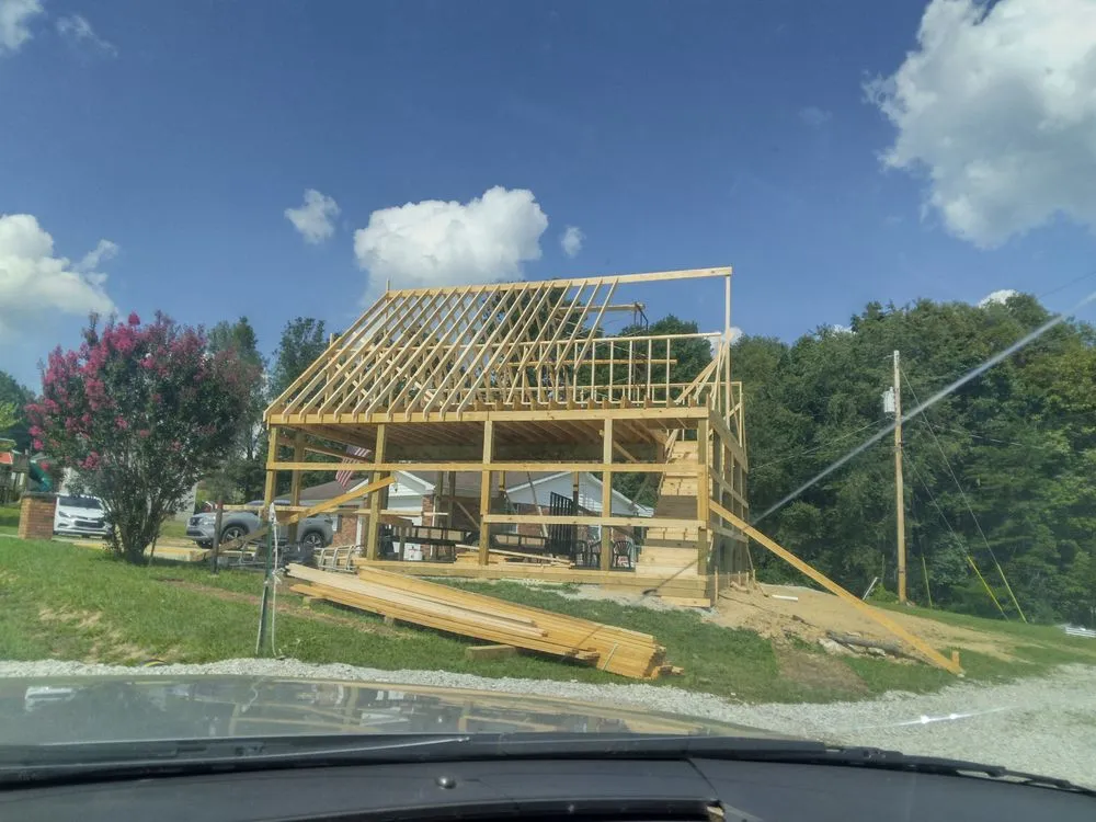 Slide of Grays Contracting