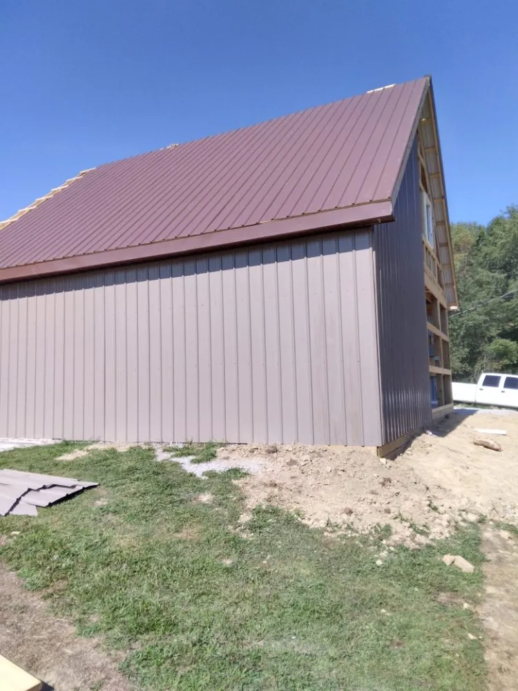 Slide of Grays Contracting