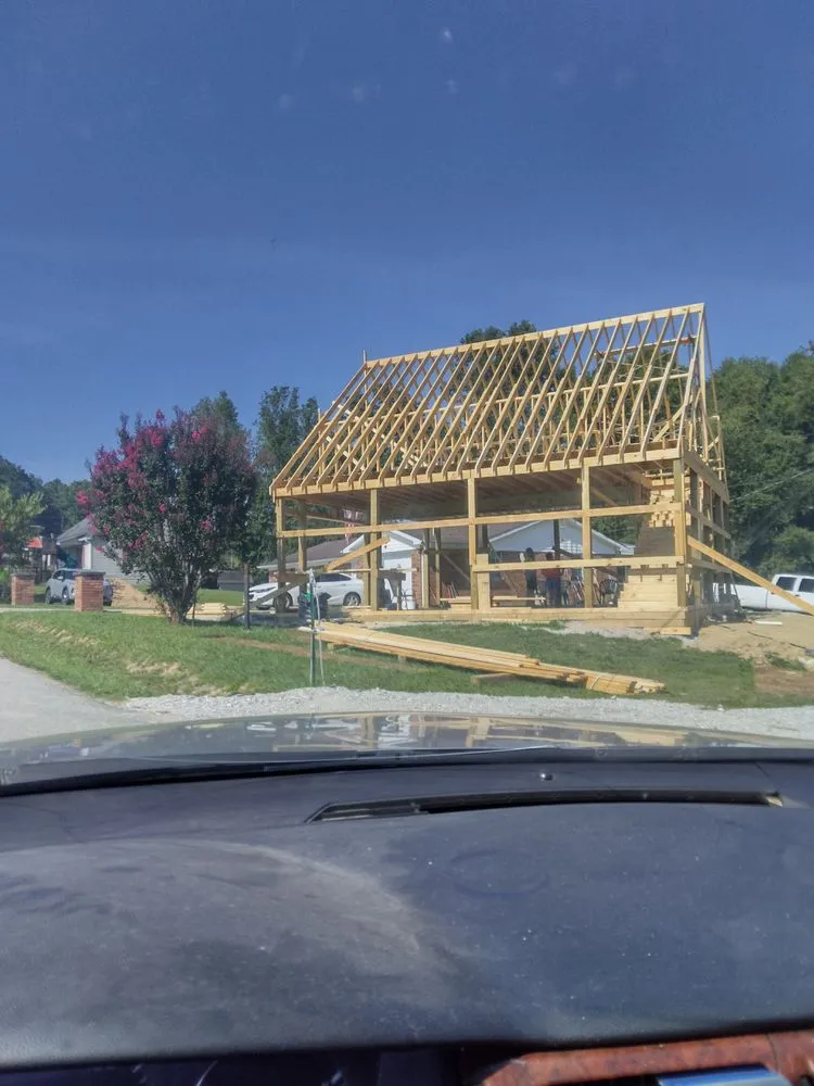 Slide of Grays Contracting