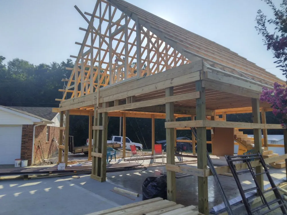 Slide of Grays Contracting