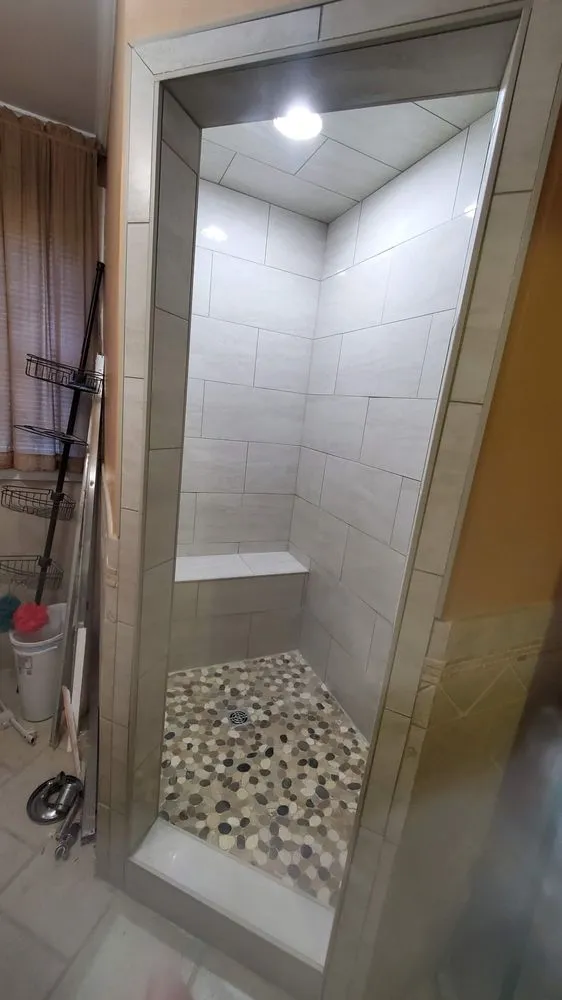 Slide of Gray's Flooring