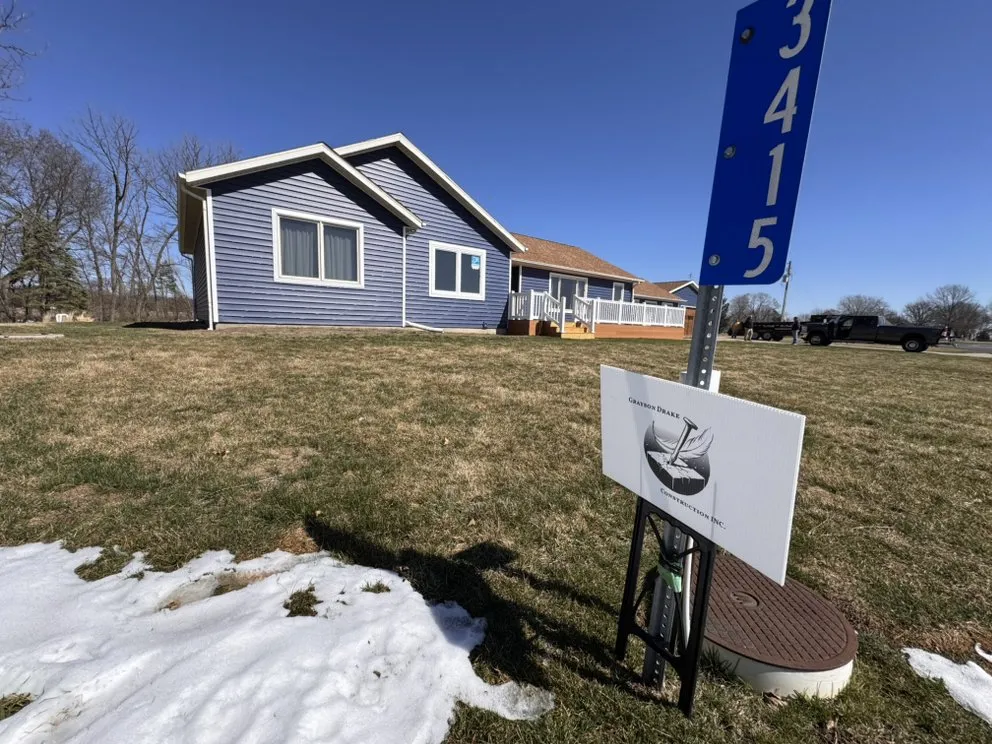 Slide of Grayson Drakes Construction