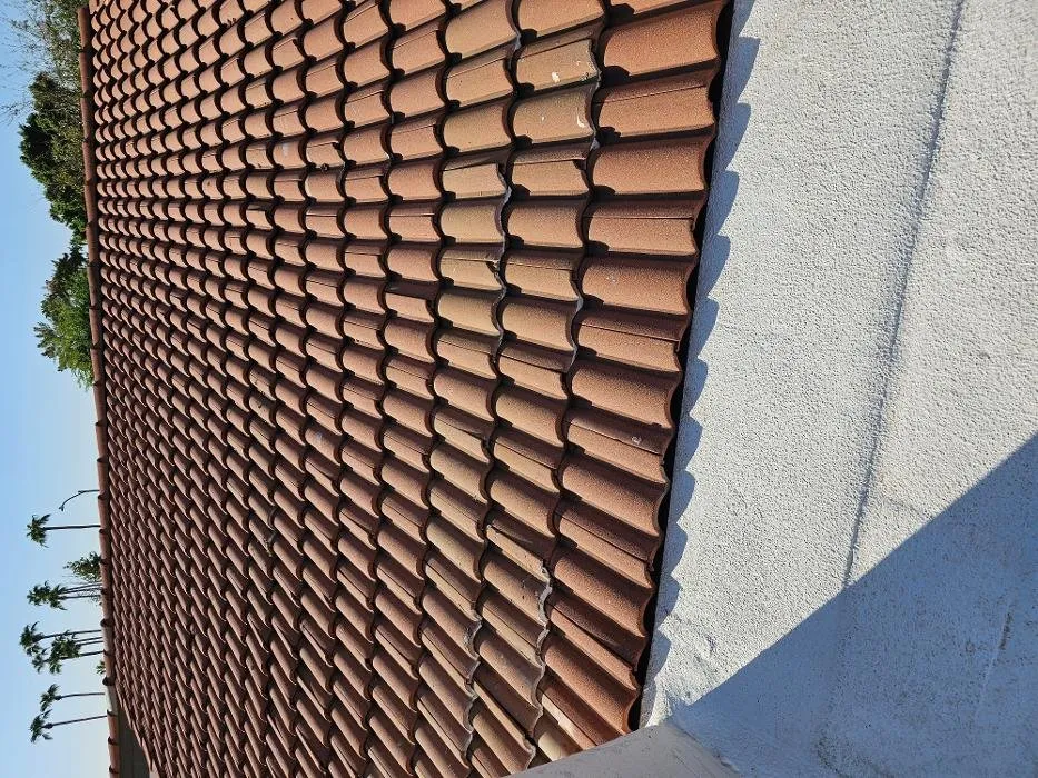 Slide of Grb Roofing