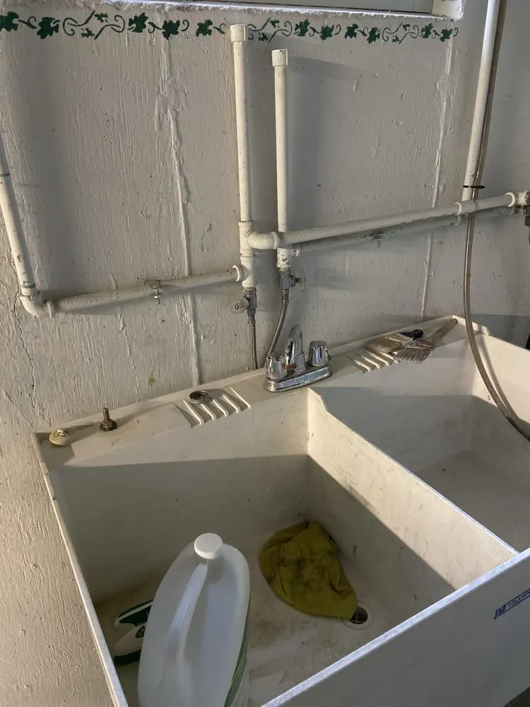 Slide of Great Lakes Construction