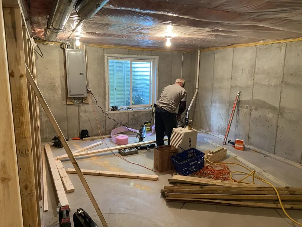 Slide of Great Lakes Construction