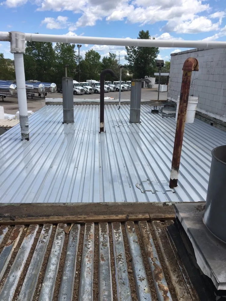 Slide of Great Lakes Roofing & Coatings