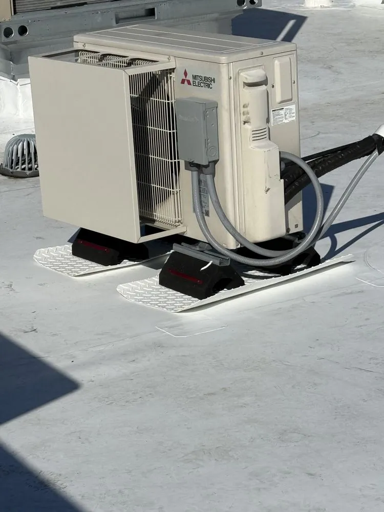Licensed roof installation experts serving Ocean Township, NJ - Green Apple Roofing