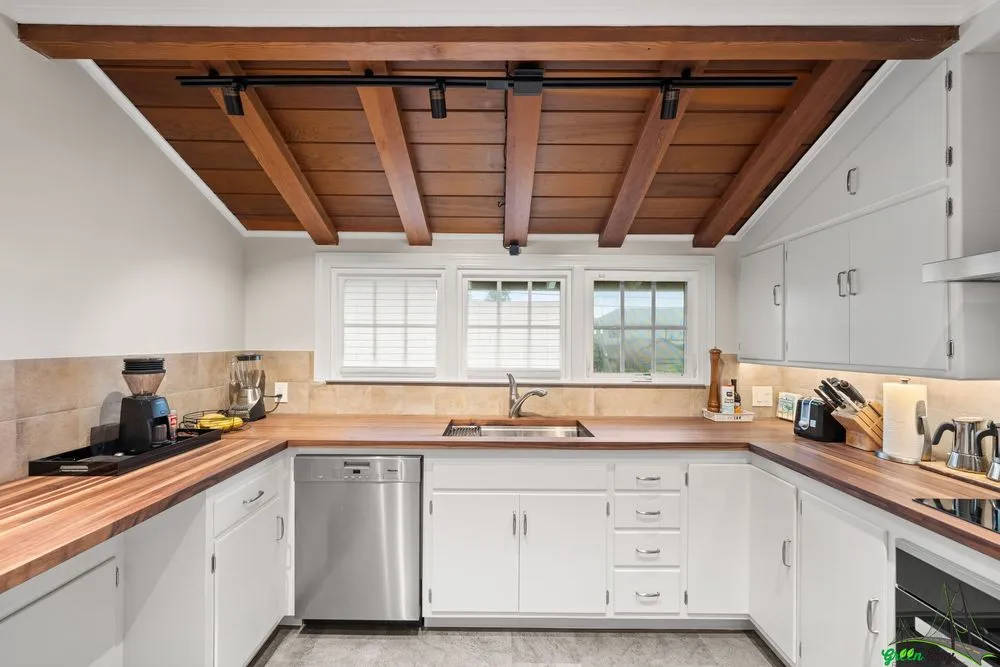 Slide of Green Bay Remodeling