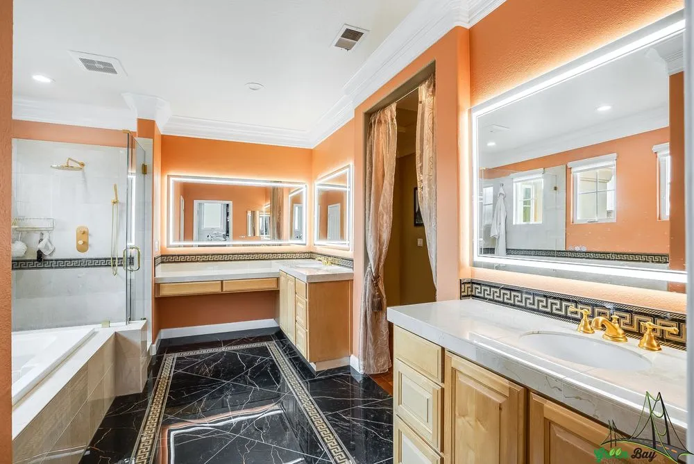 Slide of Green Bay Remodeling