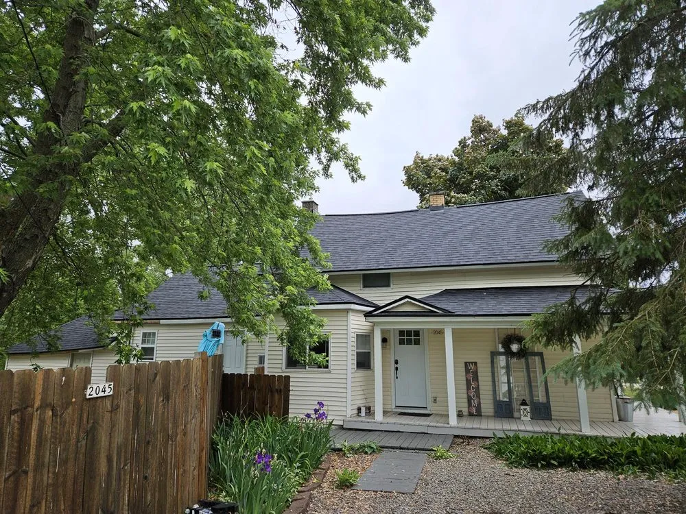 Slide of Green Bay Roofing