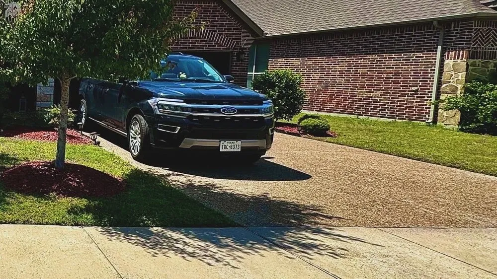 Slide of Green Blast Solutions pressure washing