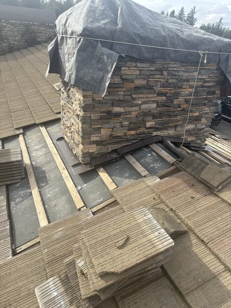 Slide of Green City Roofing