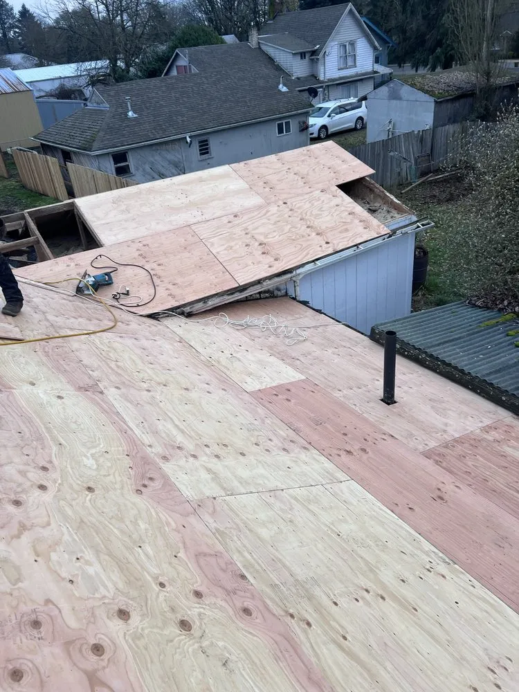 Slide of Green City Roofing