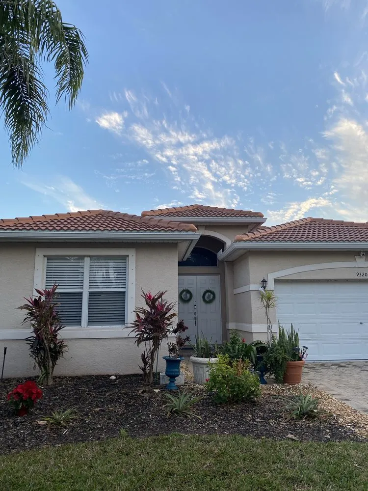 Slide of Green Coast Roofing and Solar