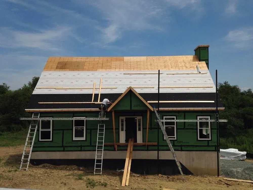 Slide of Green Collar Roofing & Exteriors