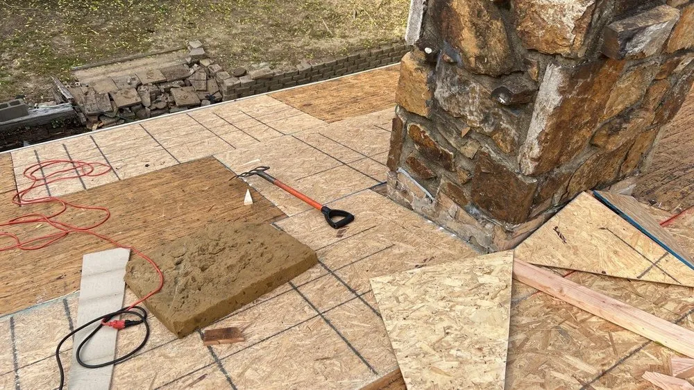 Slide of Green Country Roofing