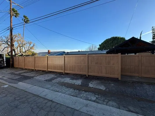 Green Development & Construction Logo