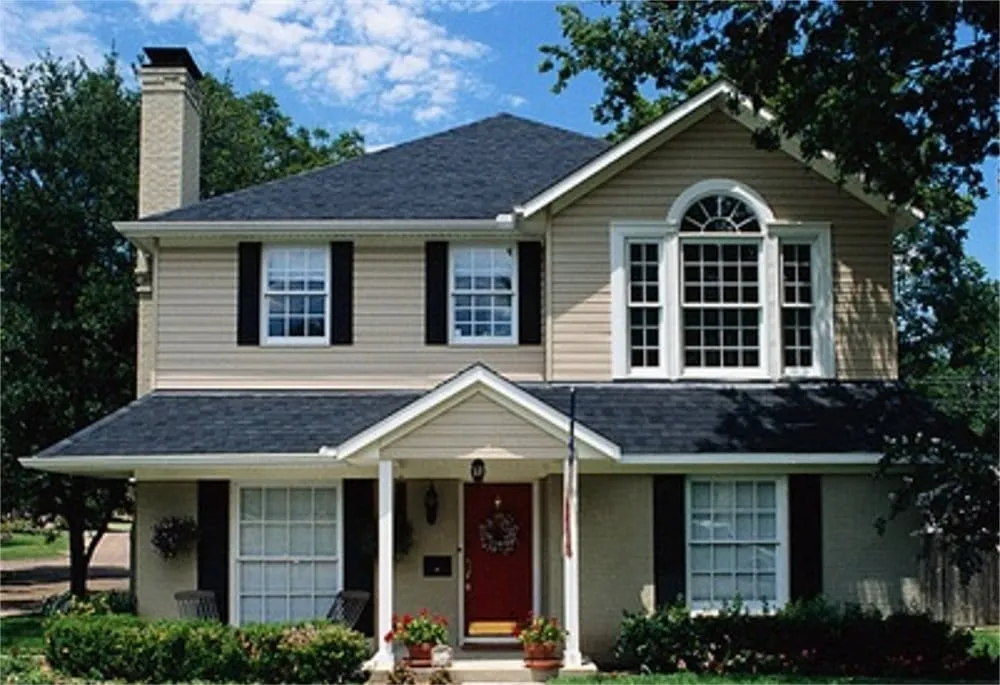Top-rated roof replacement in Auburndale, MA by Green Energy Home Improvement
