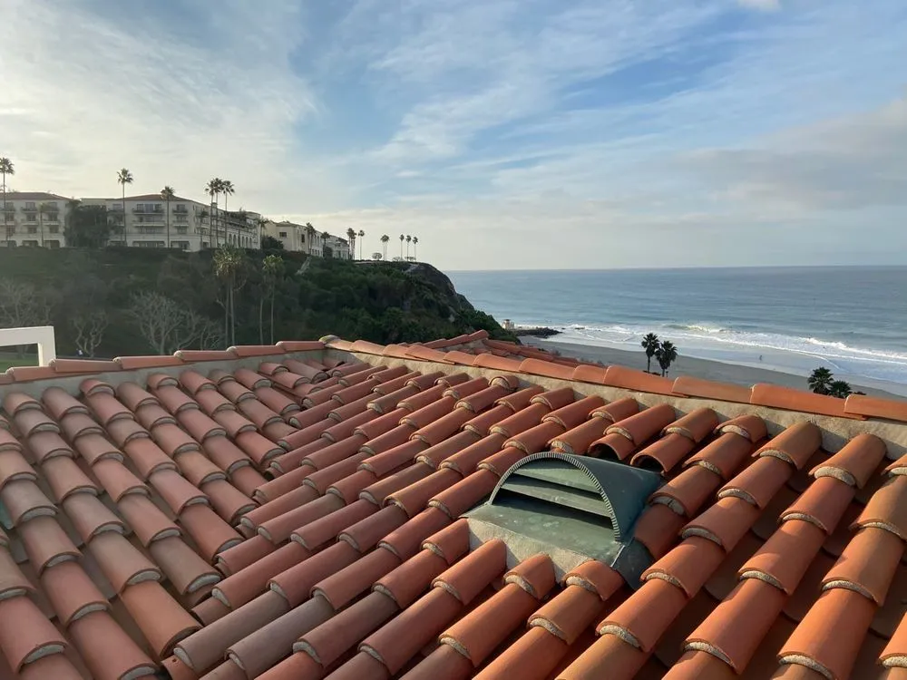 Slide of Green Leaf Roofers