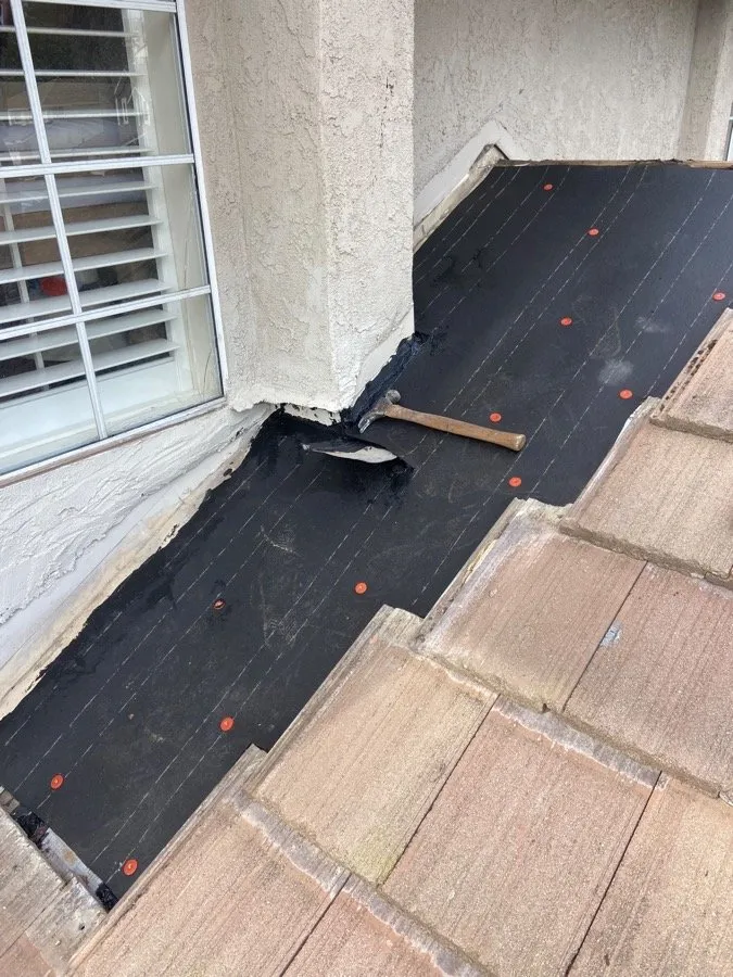 Slide of Green Leaf Roofers