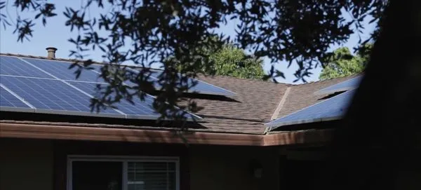 Green Leaf Solar & Electric Logo