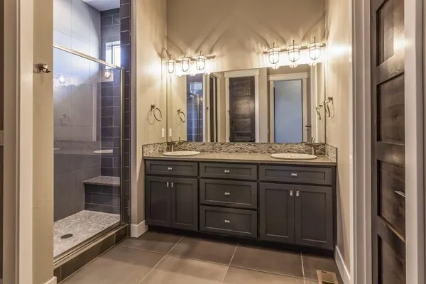 Slide of Green Light Construction