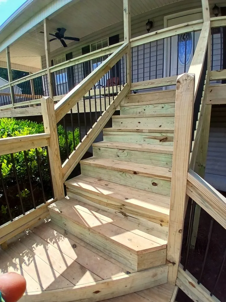 Slide of Green Light Construction