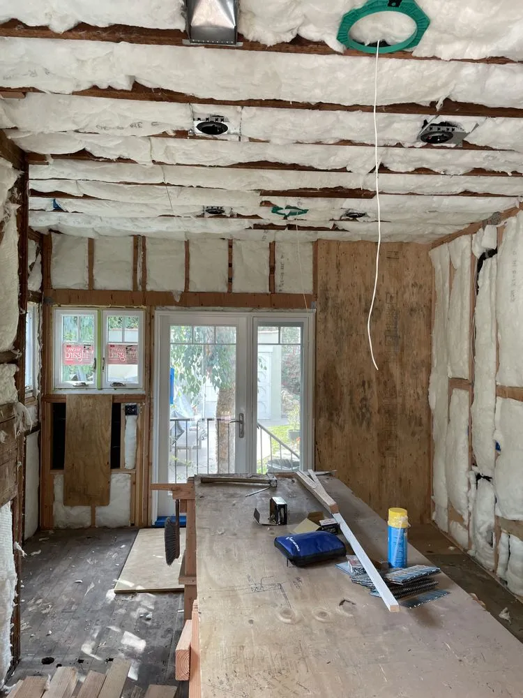 Slide of Green Oak Builders