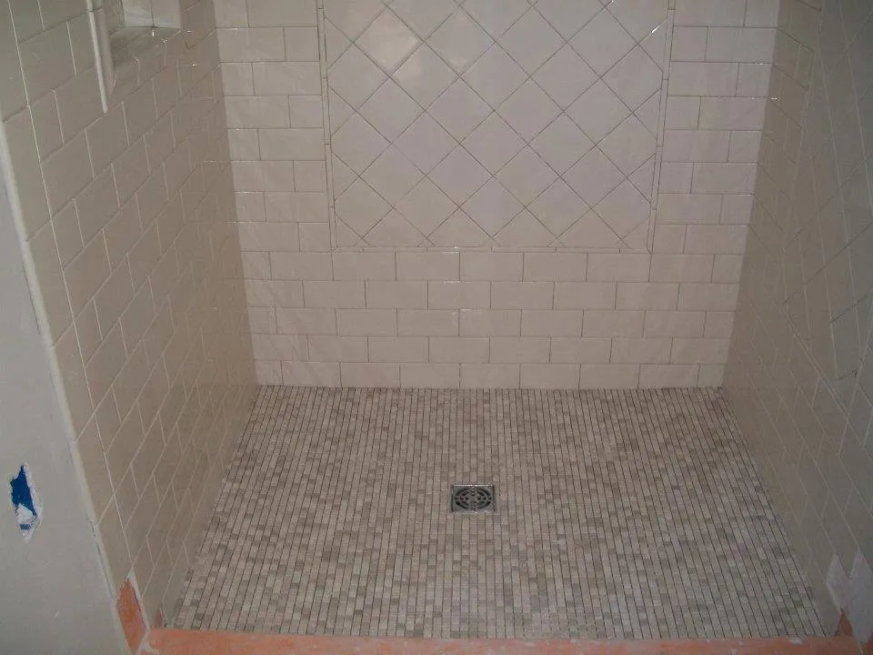 Slide of Green Pine Construction