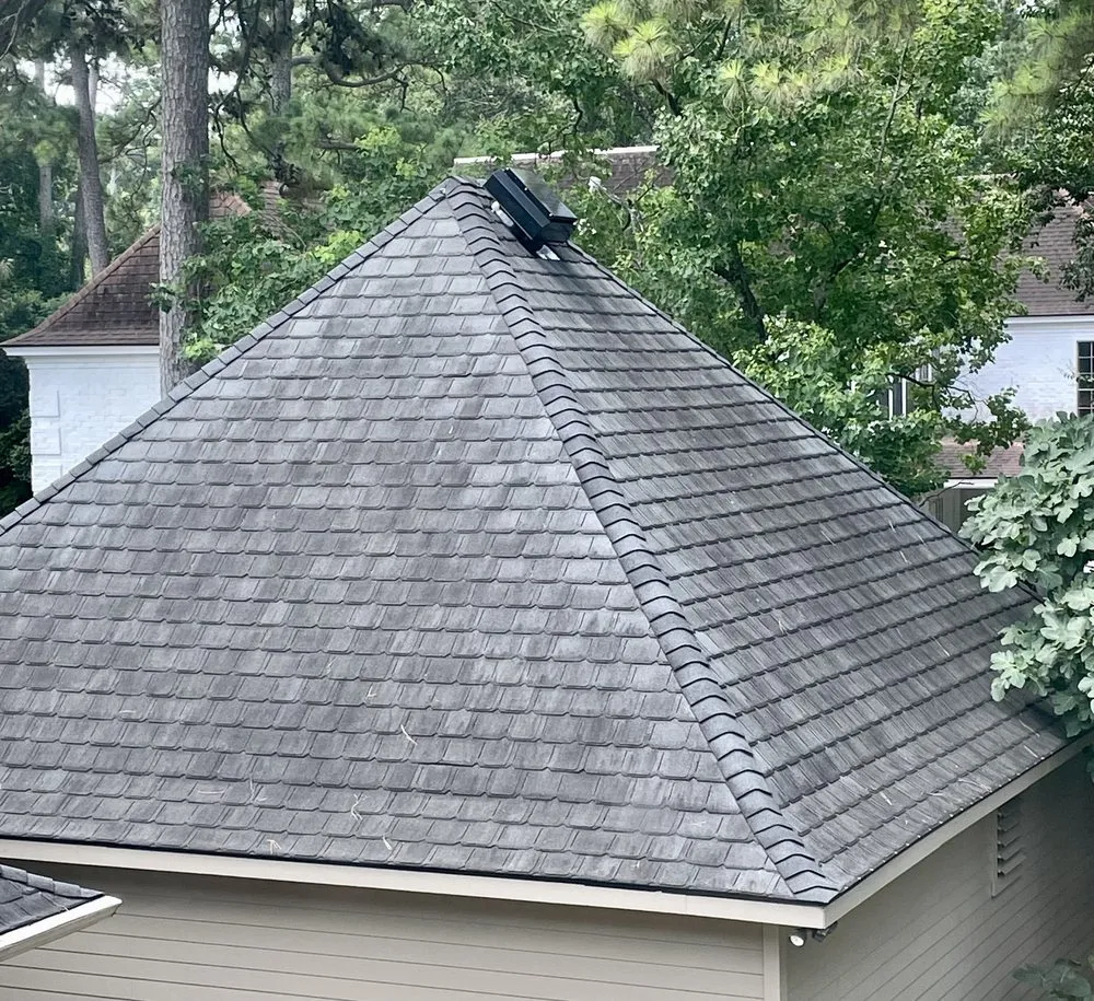 Slide of Green Pine Roofing & Construction
