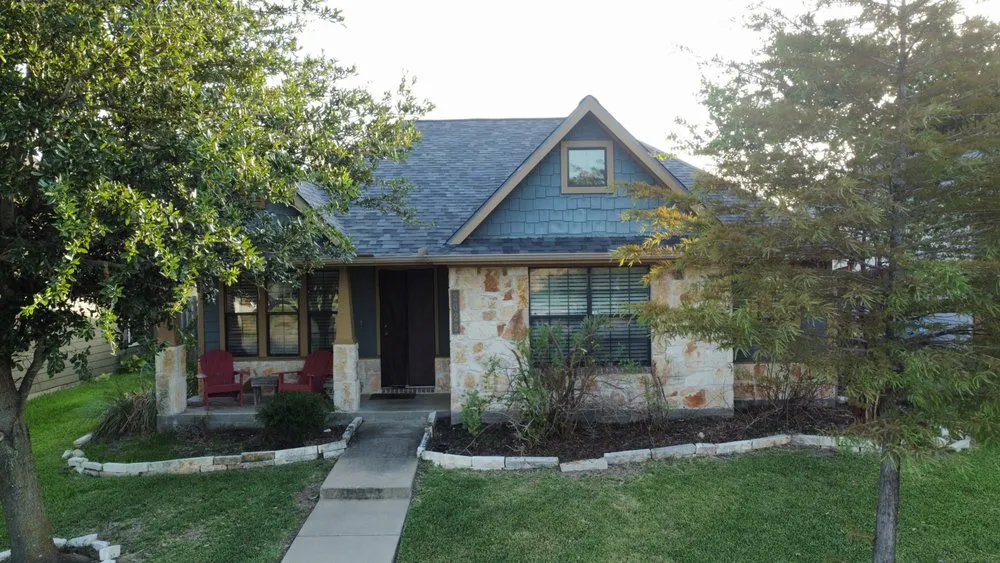 Slide of Green Pine Roofing & Construction