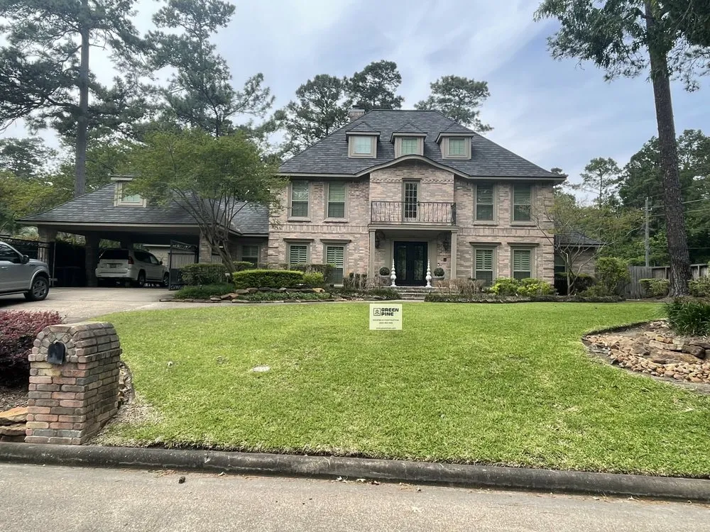 Slide of Green Pine Roofing & Construction