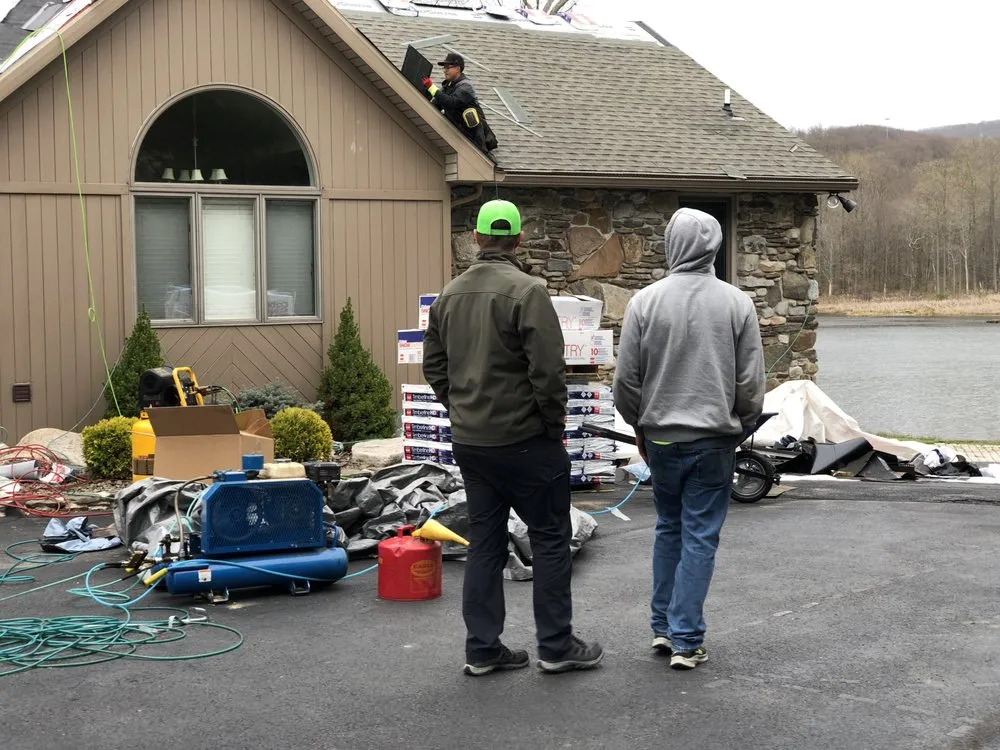 Slide of Green Rhino Roofing and Siding
