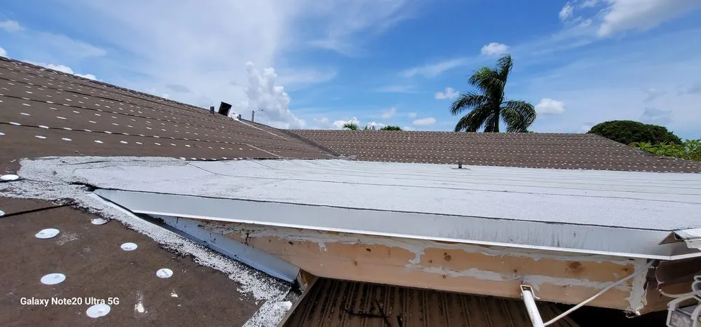 Slide of Green Solutions Solar and Renovations