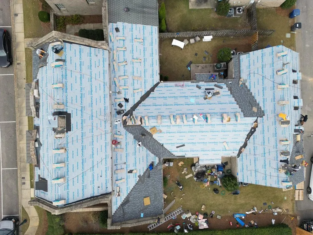 Slide of Green Valley Roofing & Construction