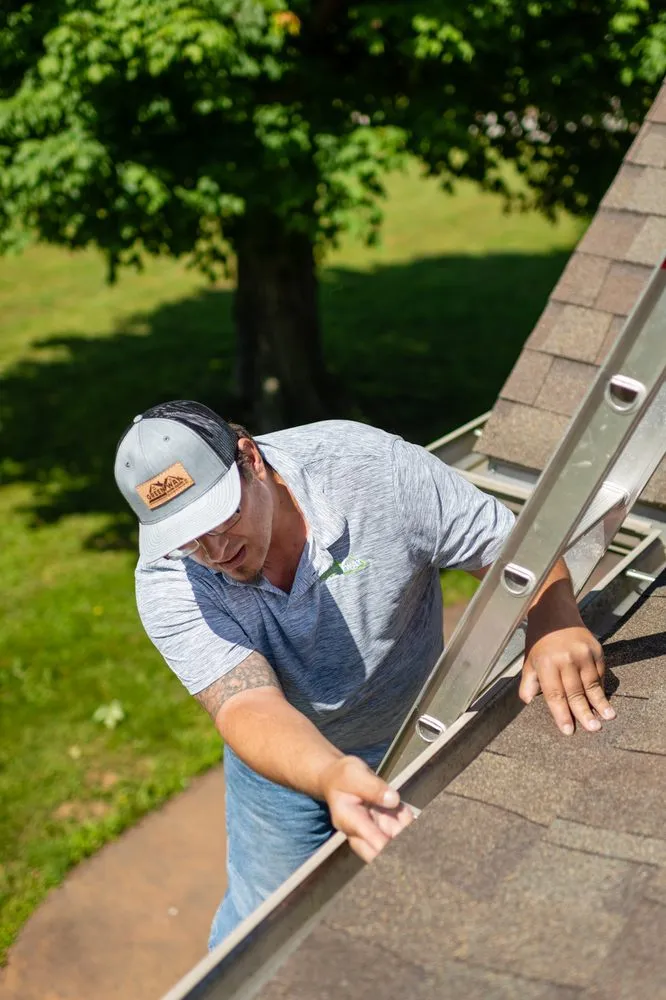 Trusted shingle roofing service experts serving Hardyville, KY - Green Way Roofing Solutions