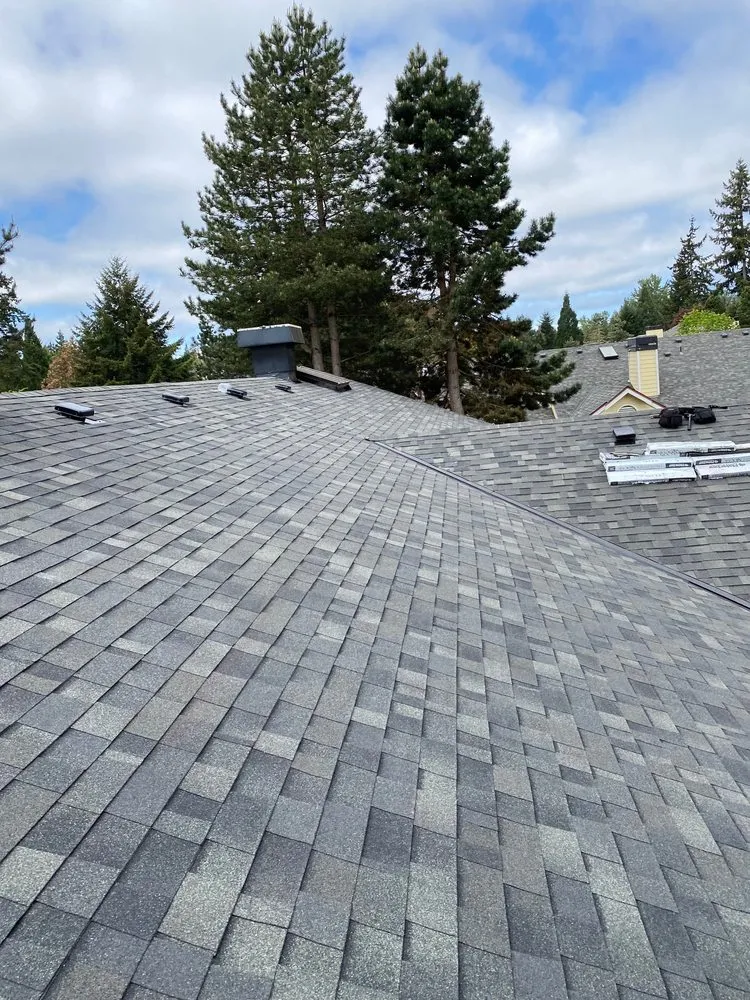 Slide of GreenCity Roofing & Siding