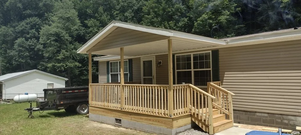 Licensed roof inspection in Rock Cave, WV - GreenDay Construction