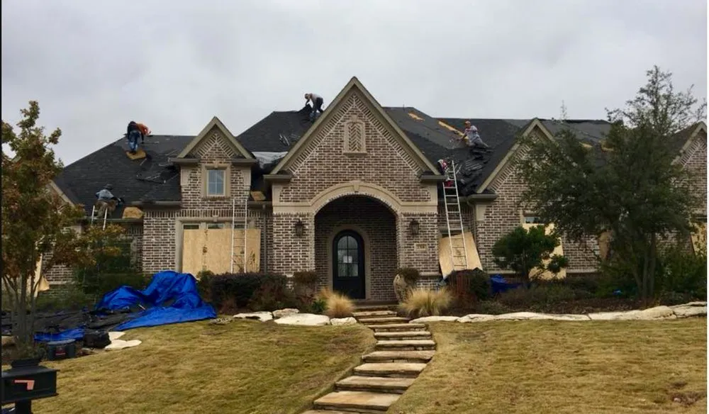 Slide of GreenLeaf Roofing