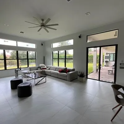 Greenline Remodeling Logo