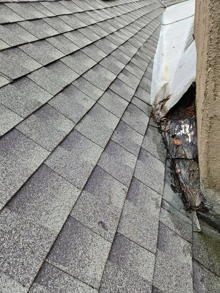 Trusted roof replacement experts serving Hickman, CA - Green's Roofing